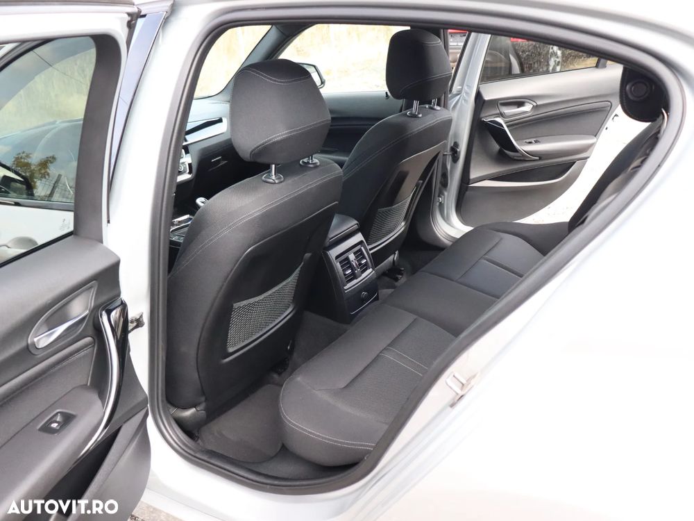 BMW Seria 1 116d Sport Line Shadow - 32