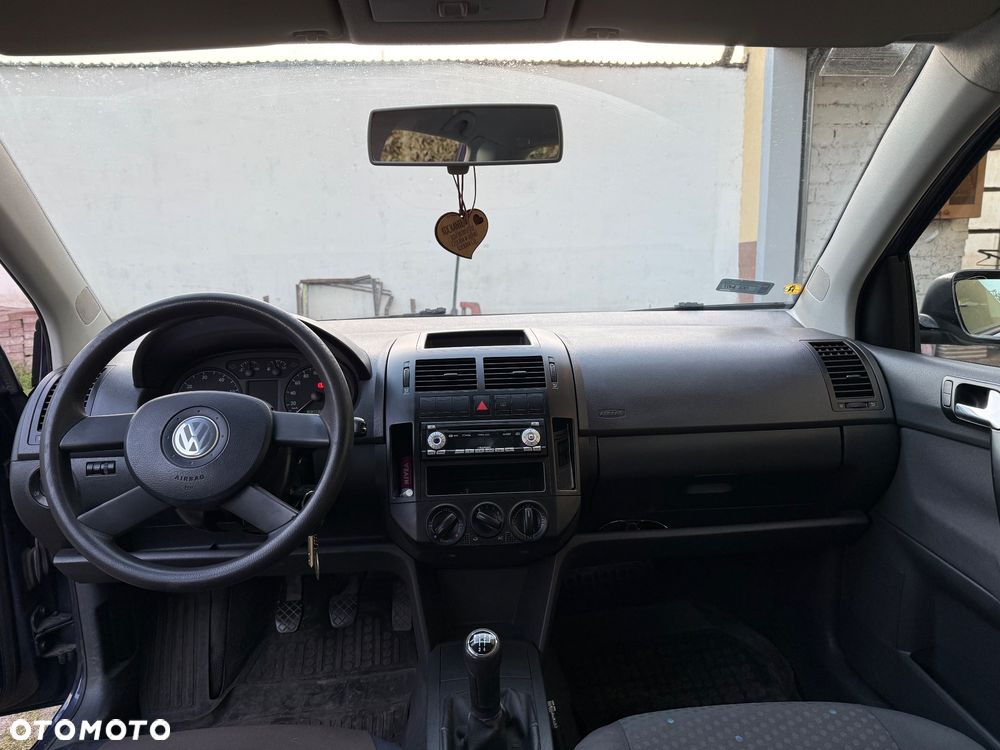 Volkswagen Polo 1.4 16V - 12