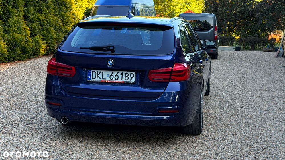 BMW Seria 3 318d Edition Luxury Line Purity - 11