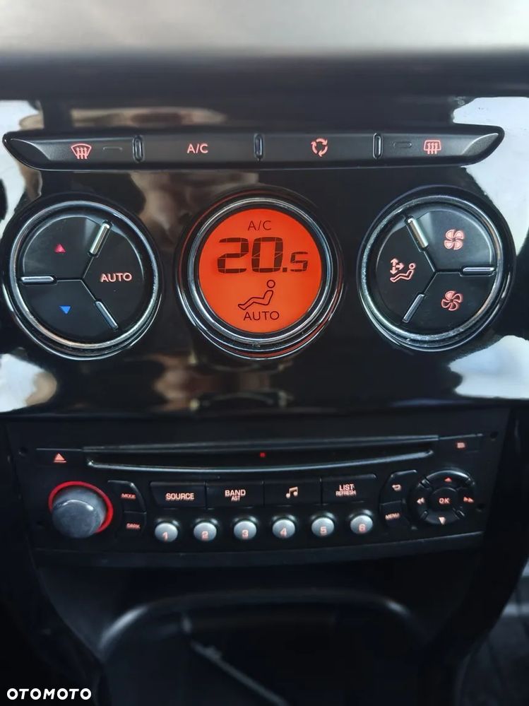 Citroën C3 1.6 e-HDi Exclusive - 17