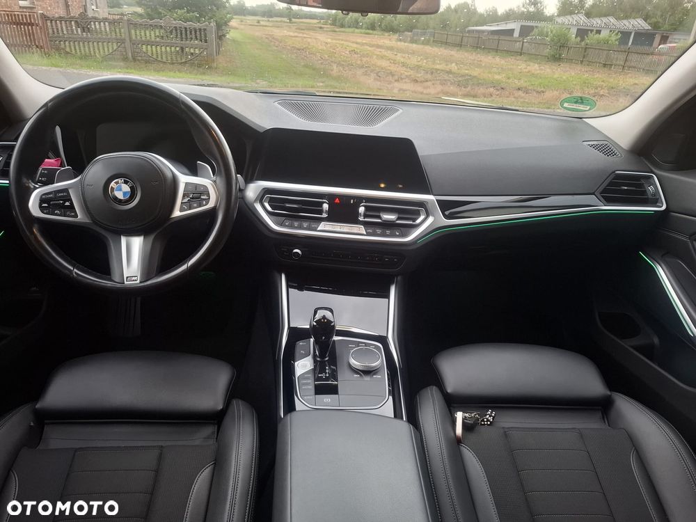 BMW Seria 3 320d xDrive MHEV Sport Line - 7