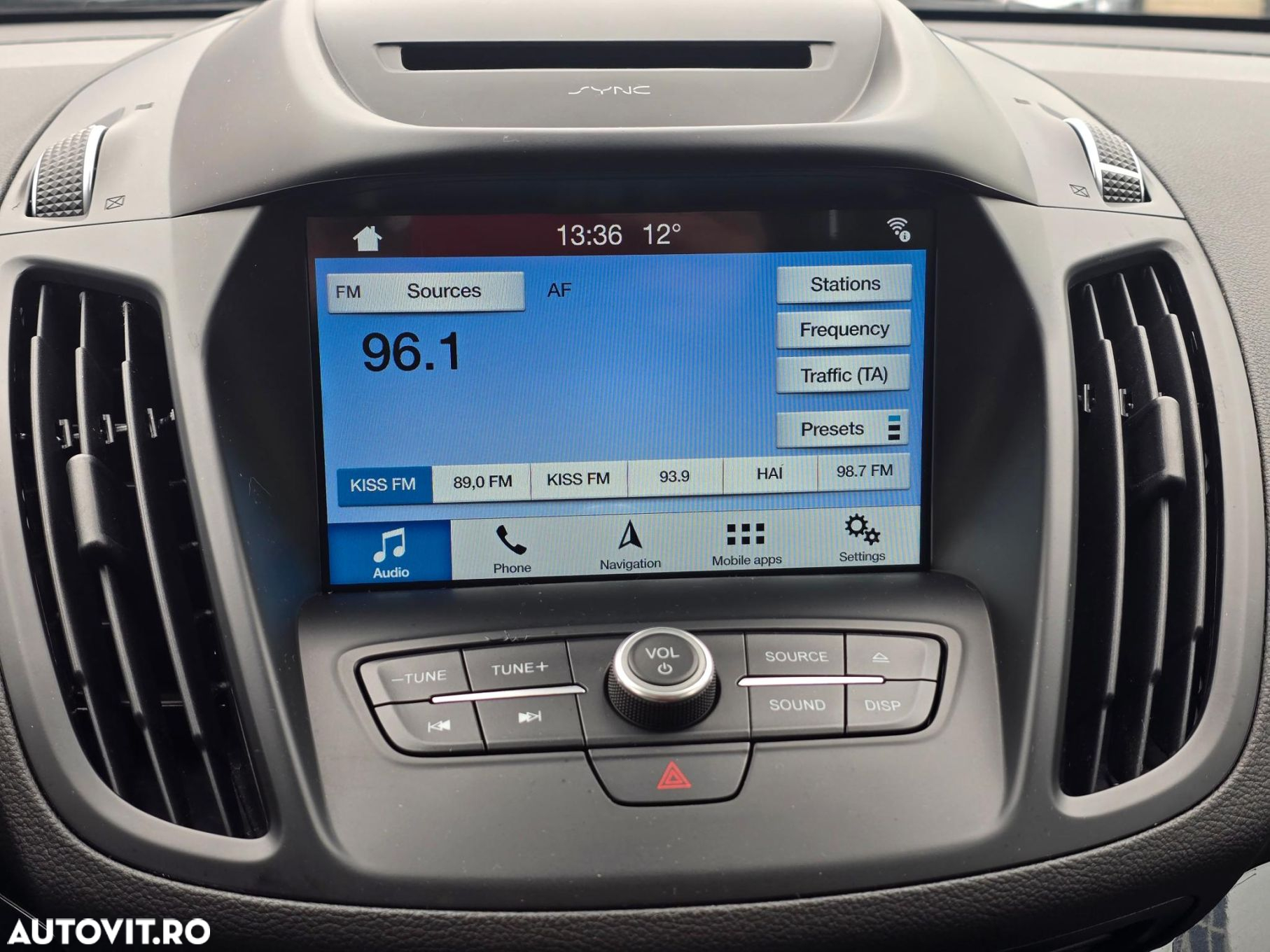 Ford Kuga - 16