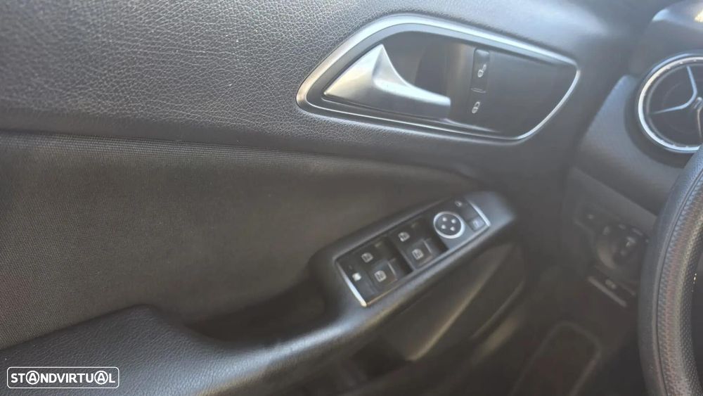 Mercedes-Benz A 180 CDi BlueEfficiency Aut. - 20