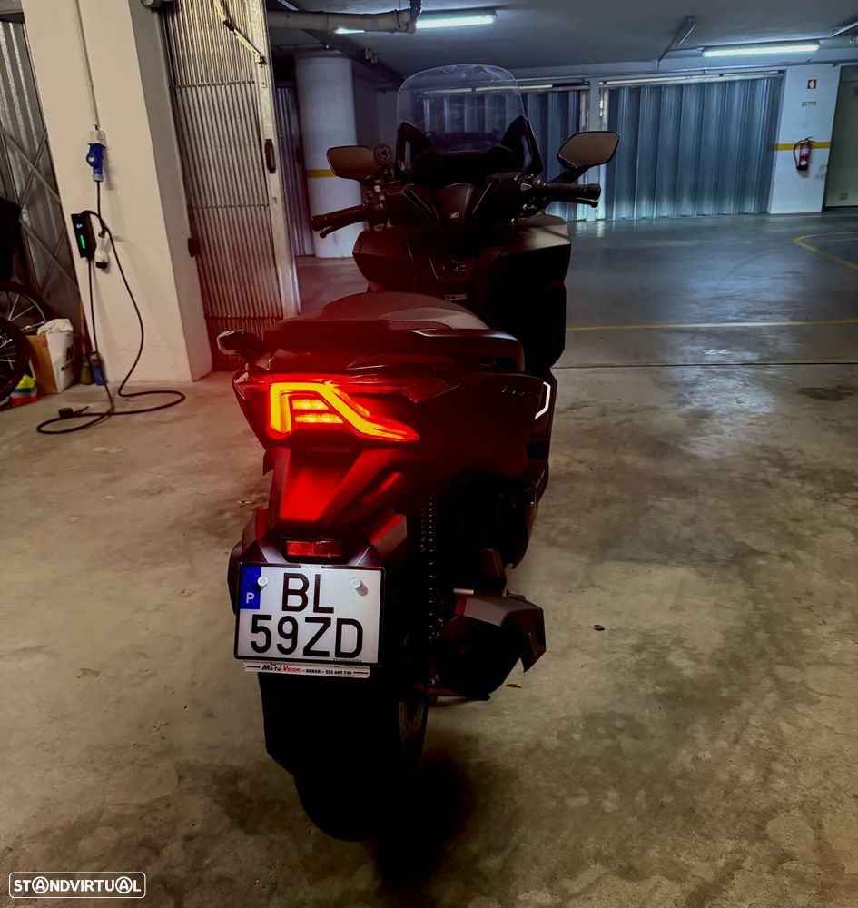 Honda Forza - 5