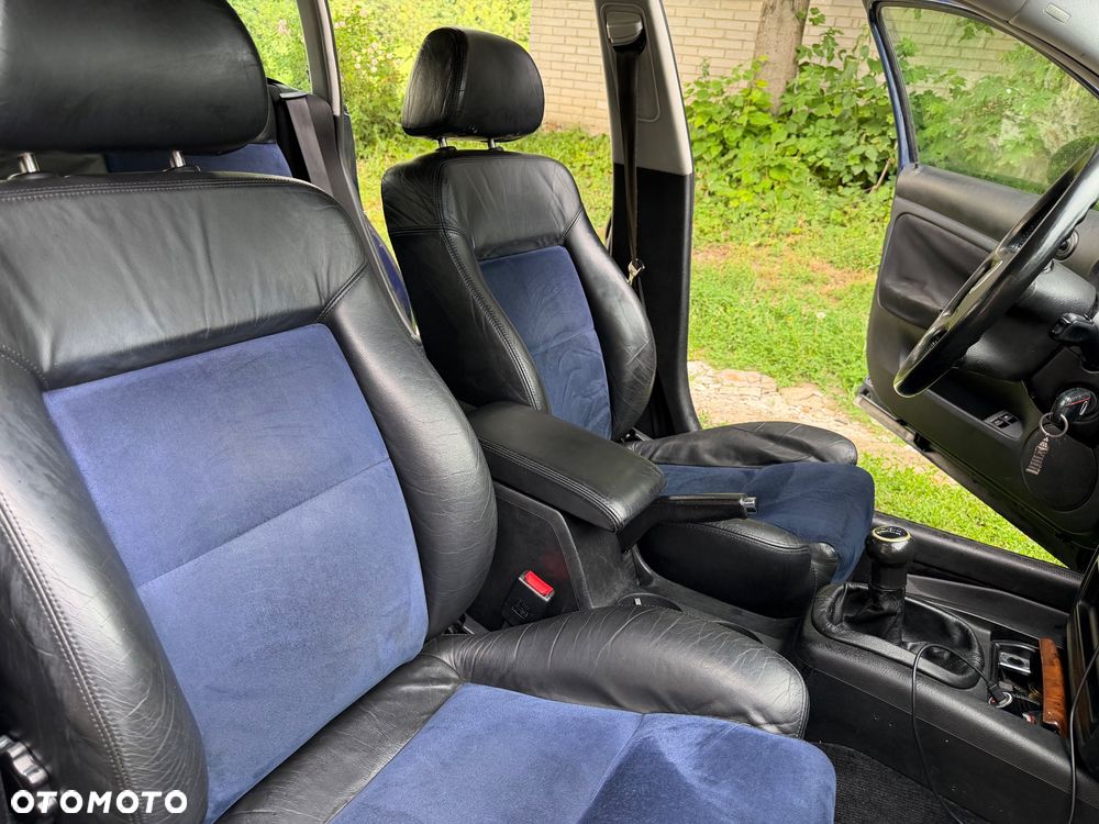 Volkswagen Passat 1.9 TDI Comfortline - 6