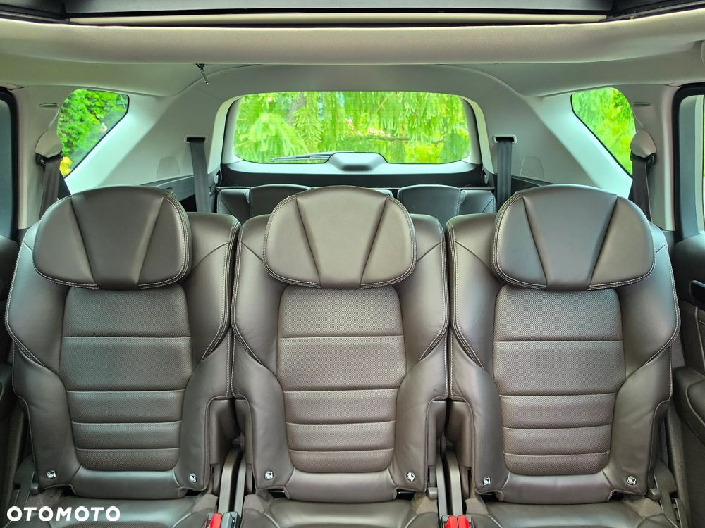 Renault Espace 1.6 TCE Initiale Paris EDC 7os - 36
