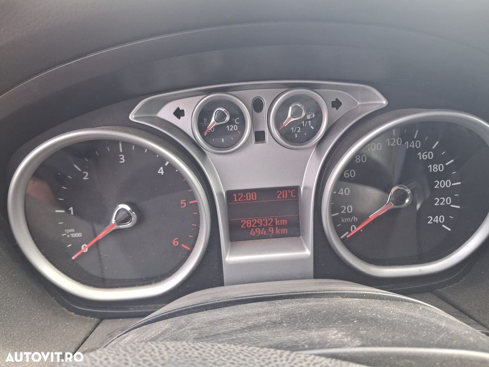 Ford Focus - 11