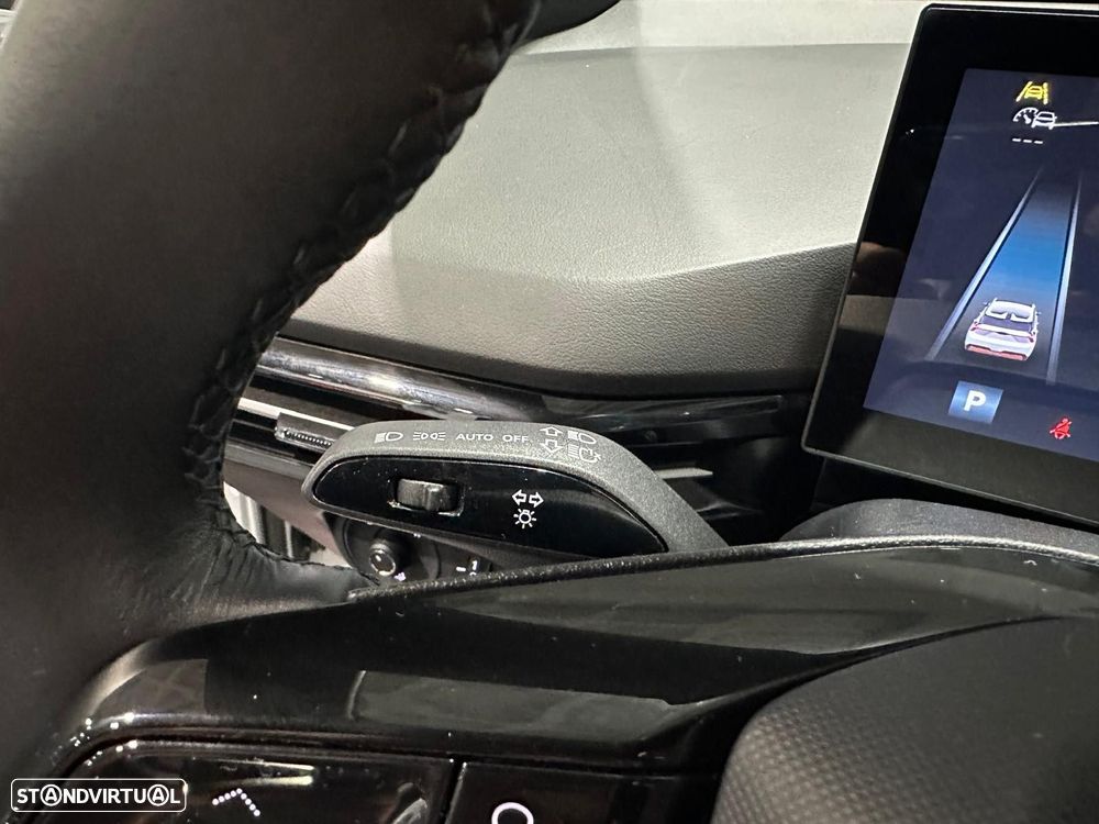 MG MG4 64 kWh Luxury - 45