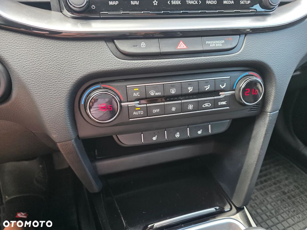 Kia Ceed 1.5 T-GDI M - 21