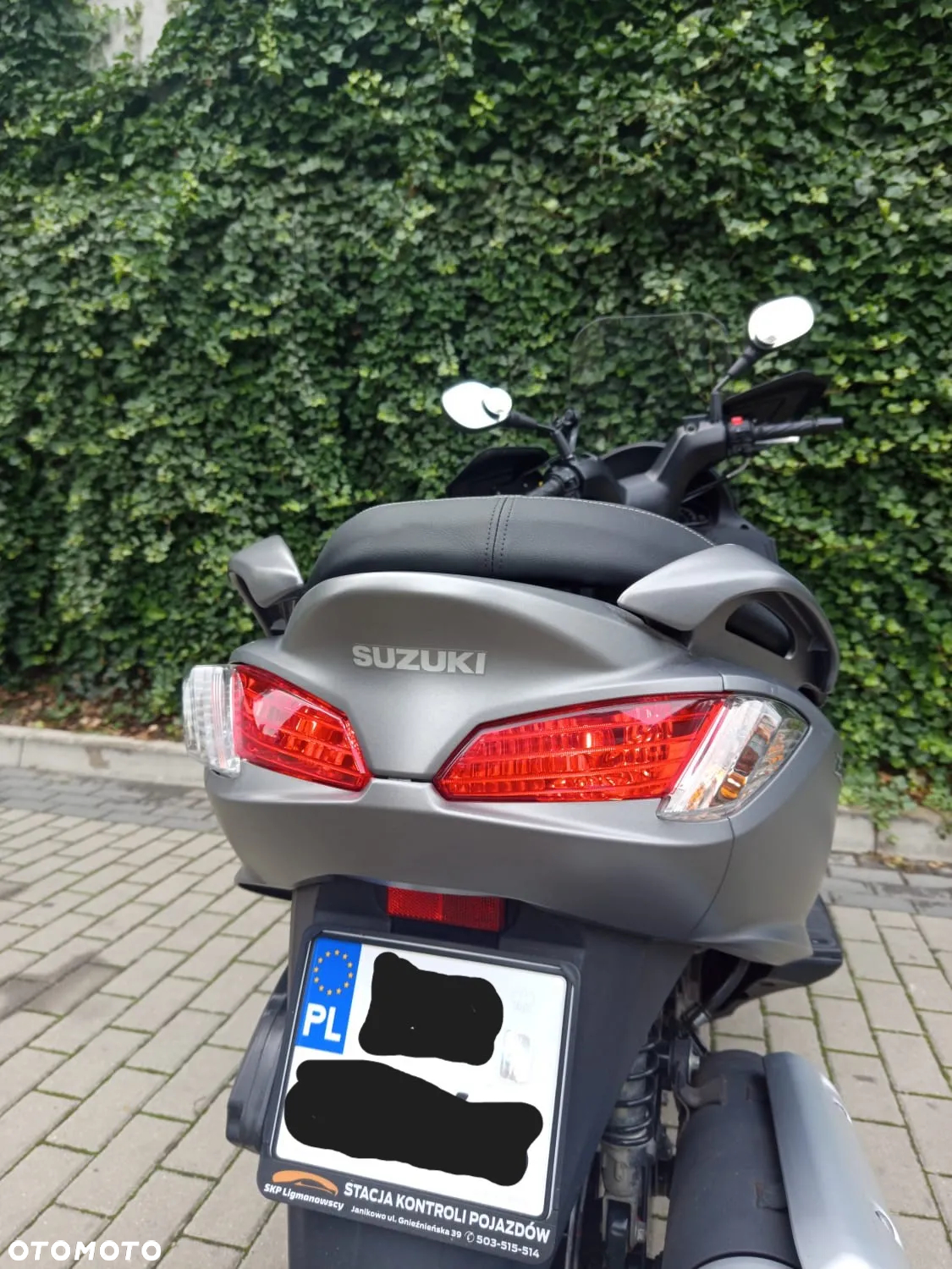 Suzuki Burgman - 7