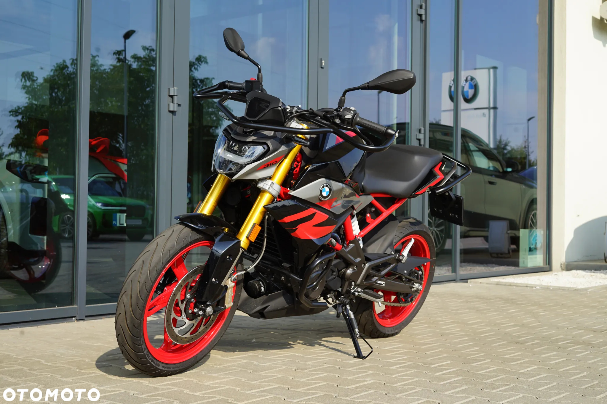 BMW G - 7