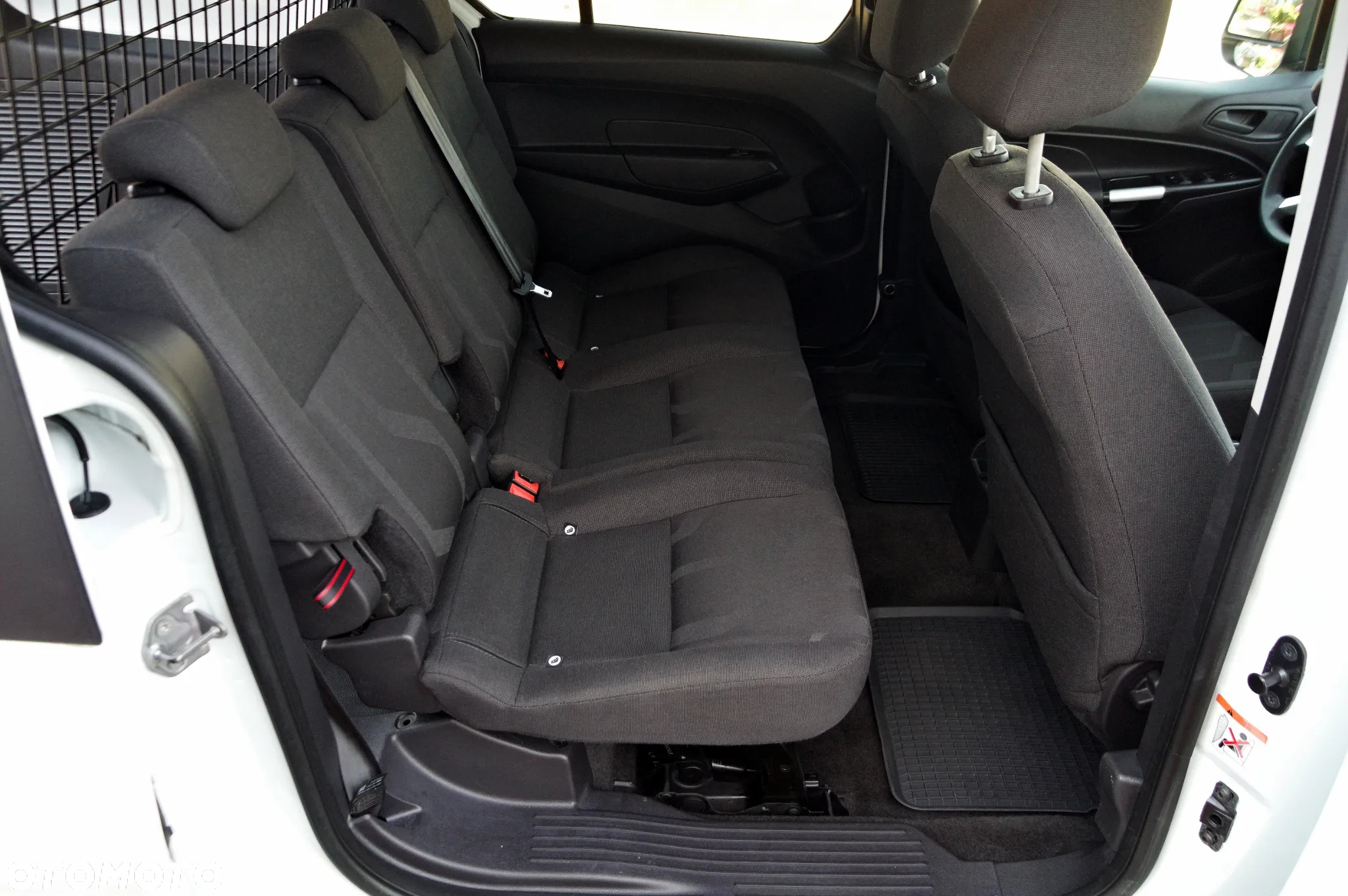 Ford Transit Connect 240 L2 LKW Autm Trend - 17