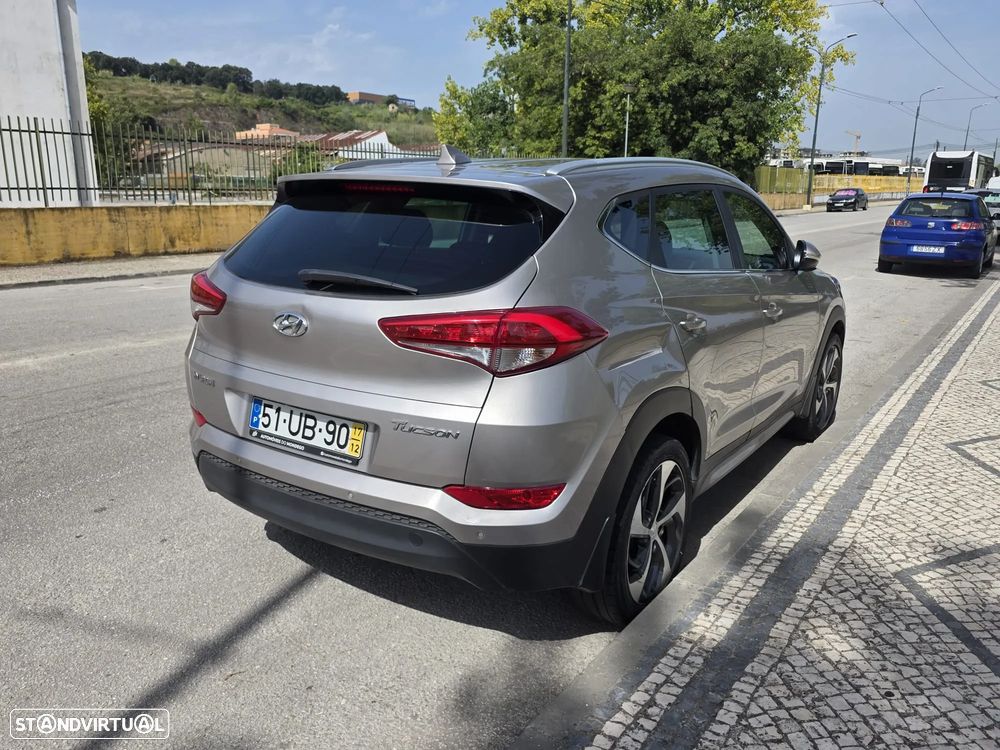 Hyundai Tucson - 12