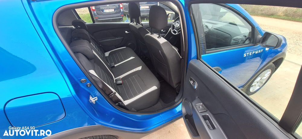 Dacia Sandero Stepway dCi 90 S&S Prestige - 8
