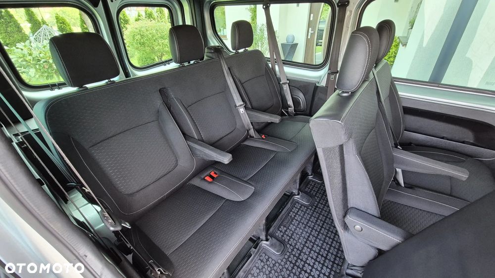 Opel Vivaro L2H1 2,9t Elegance Business - 8