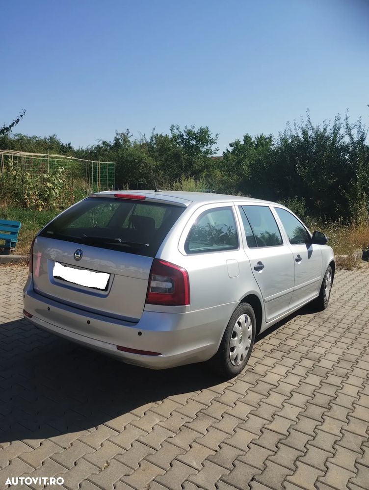 Skoda Octavia 1.6 TDI Classic DSG - 3