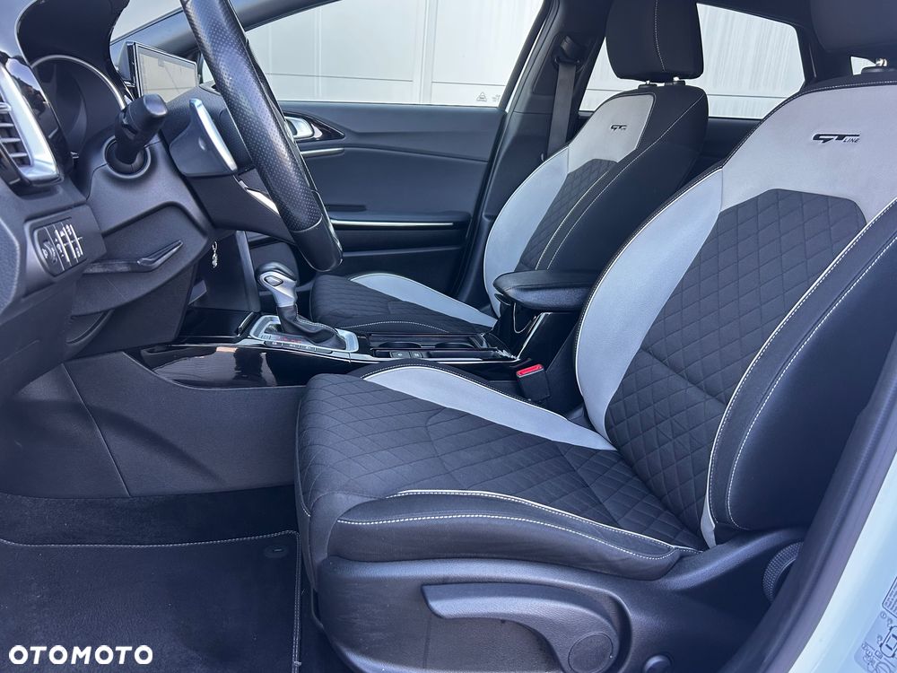 Kia ProCeed 1.5 T-GDI DCT7 OPF (48V Mild Hybrid) GT Line - 17