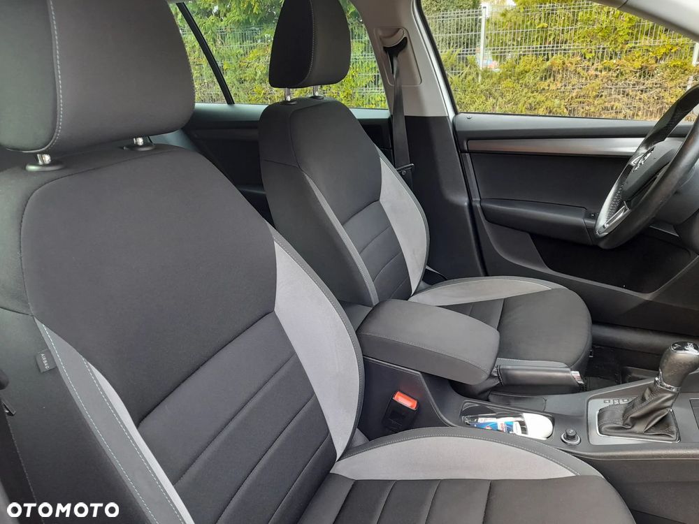 Skoda Octavia 2.0 TDI (Green tec) DSG Joy - 13