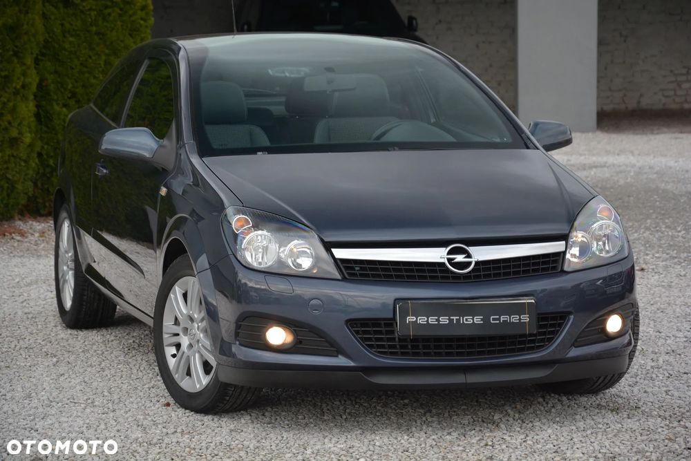 Opel Astra GTC 1.8