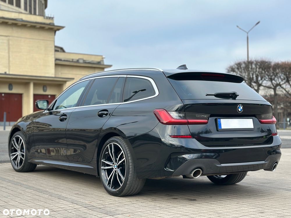 BMW Seria 3 330e iPerformance M Sport - 8