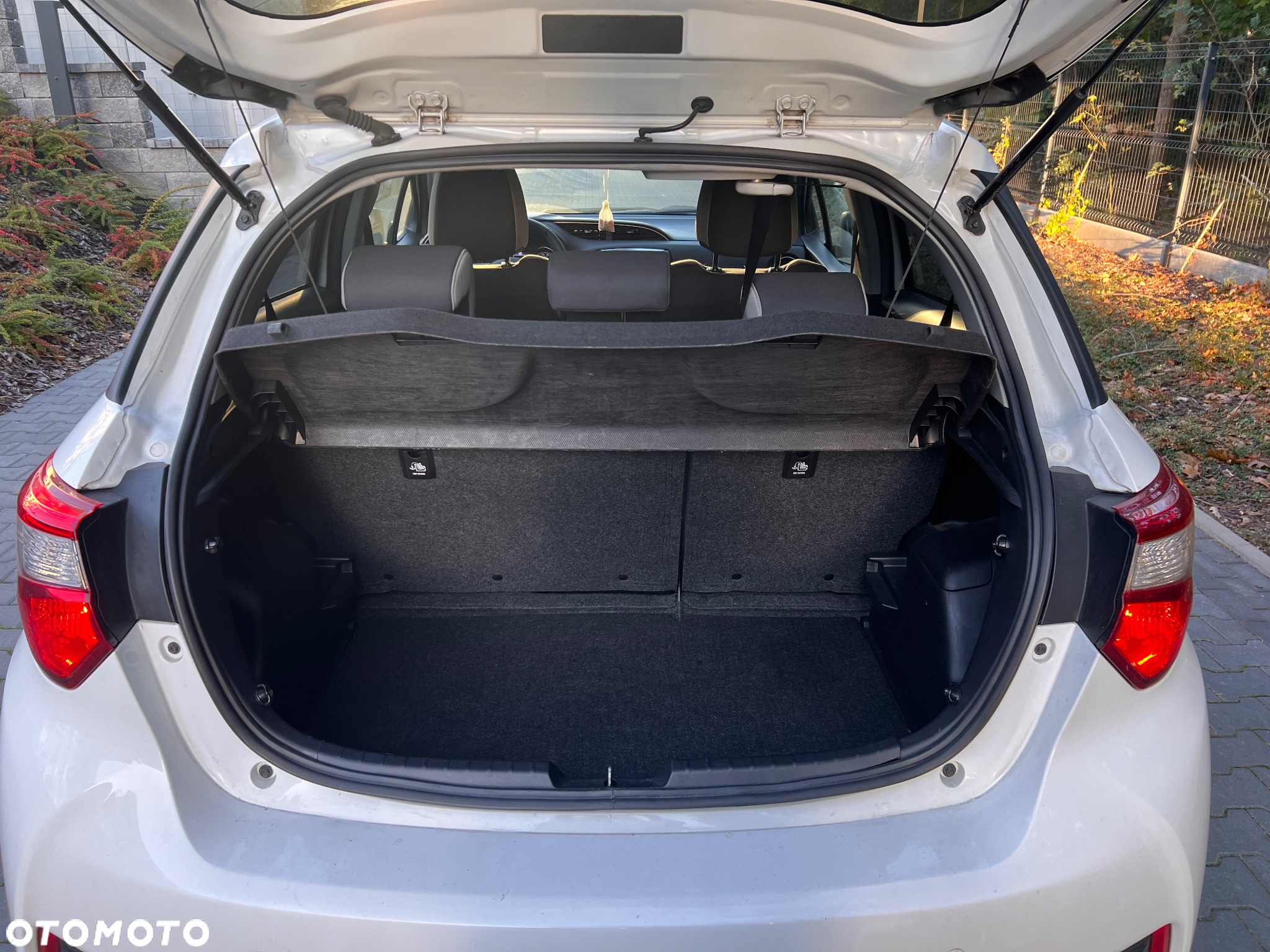 Toyota Yaris - 14