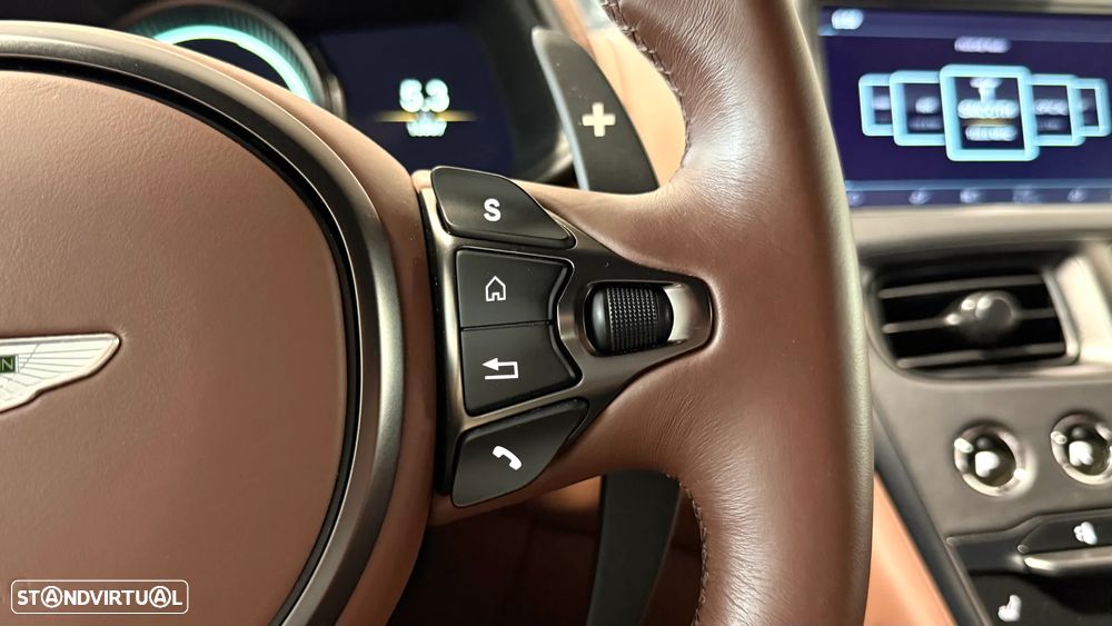 Aston Martin DB11 Coupé V8 Auto - 27