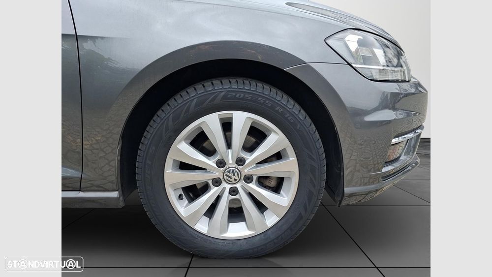 VW Golf 1.0 TSI Confortline - 11