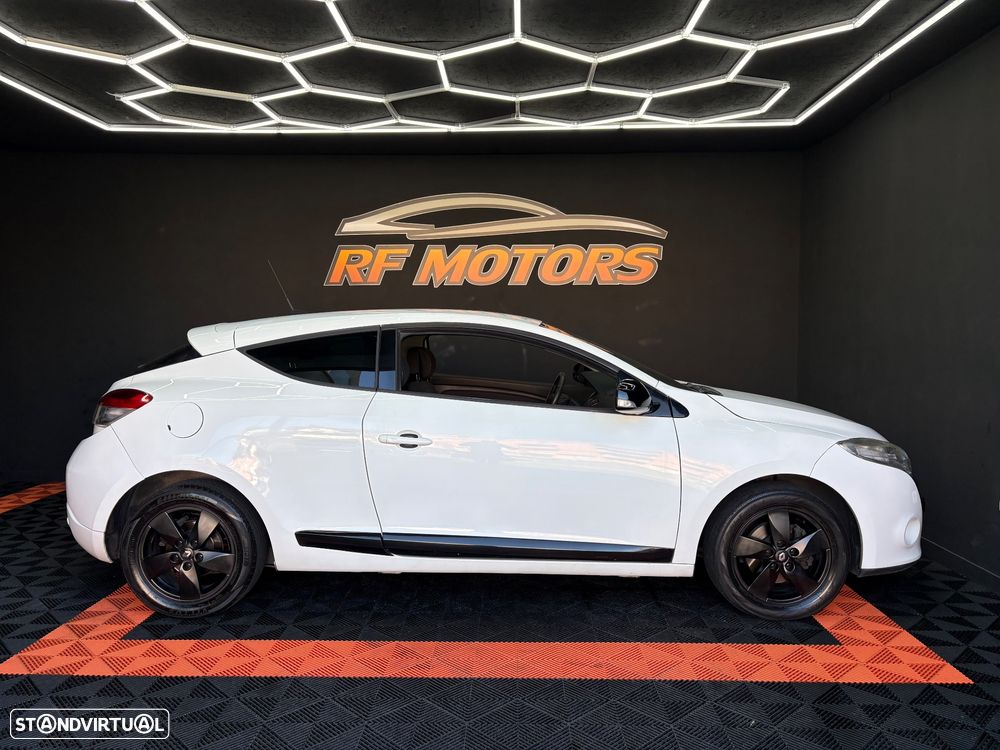 Renault Mégane Coupe 1.5 dCi Dynamique - 4