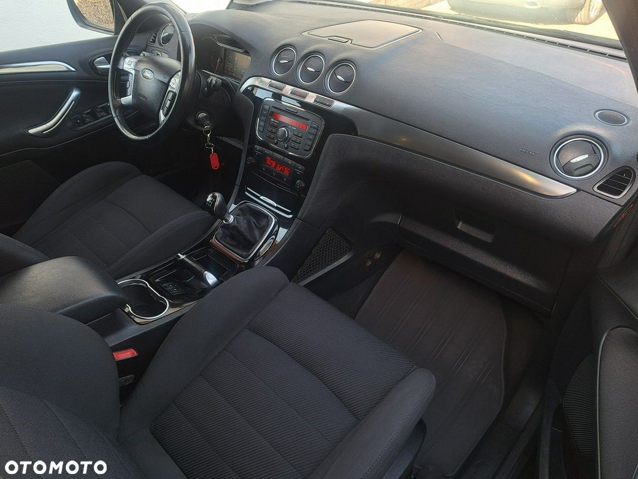 Ford S-Max - 8