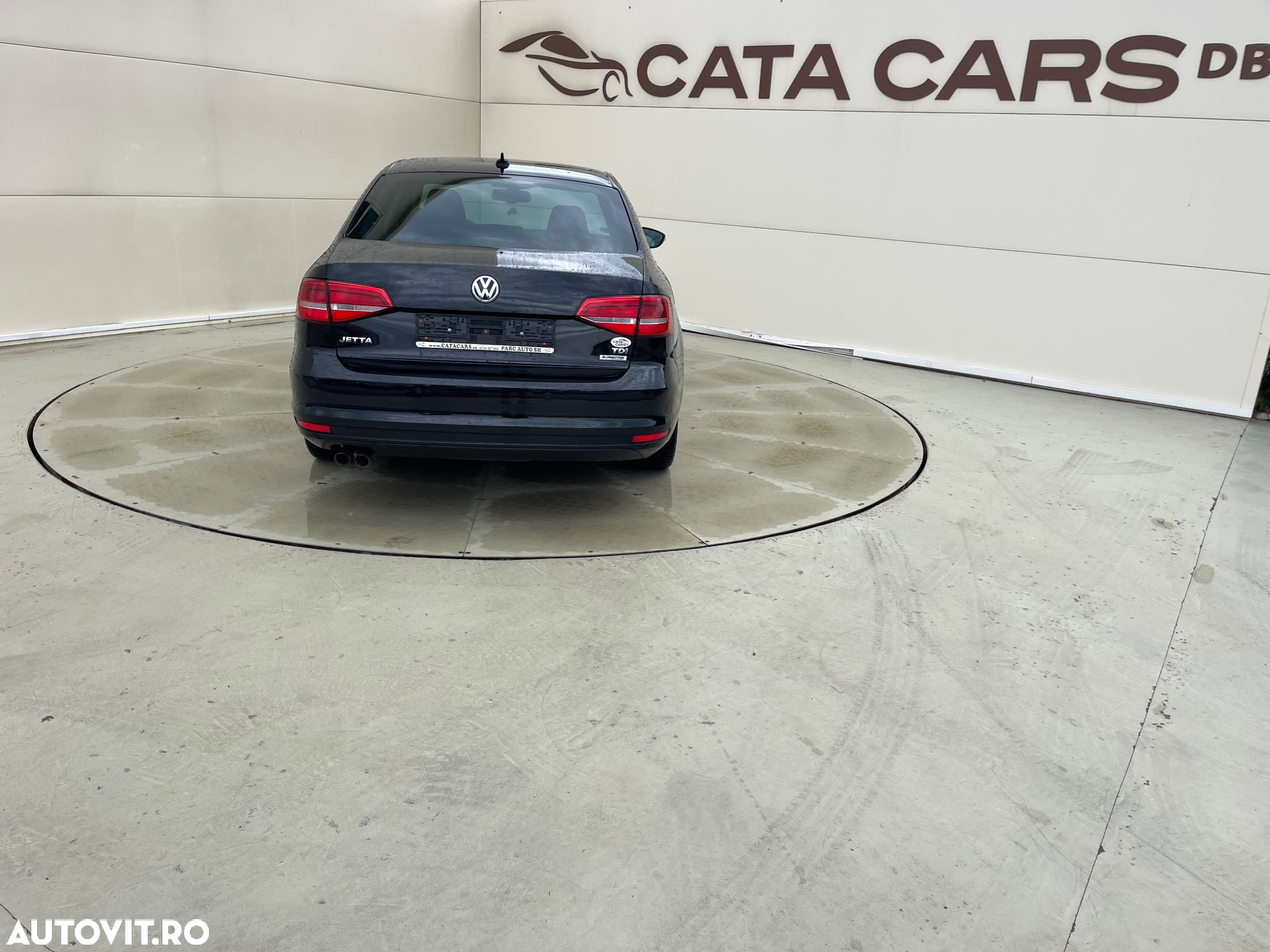 Volkswagen Jetta - 13