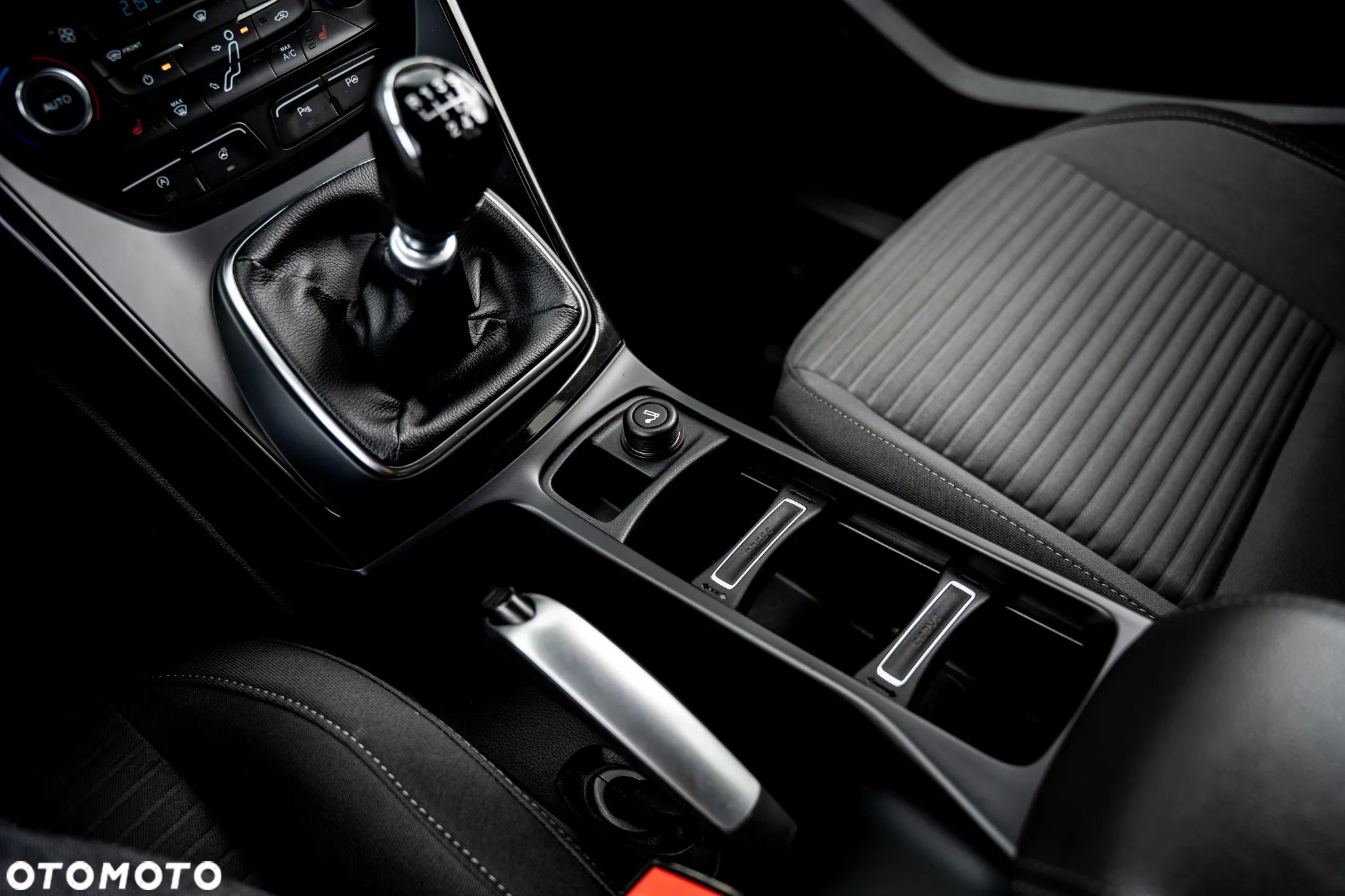 Ford C-MAX 1.0 EcoBoost Start-Stopp-System Titanium - 19