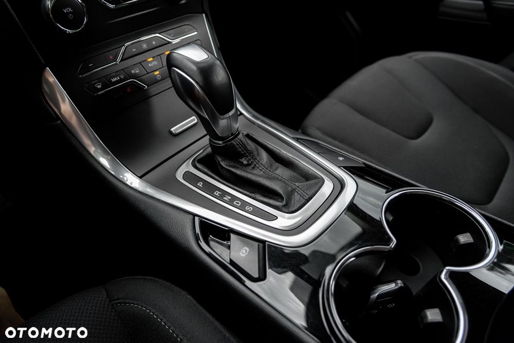 Ford S-Max 2.0 TDCi 4WD Trend PowerShift - 29