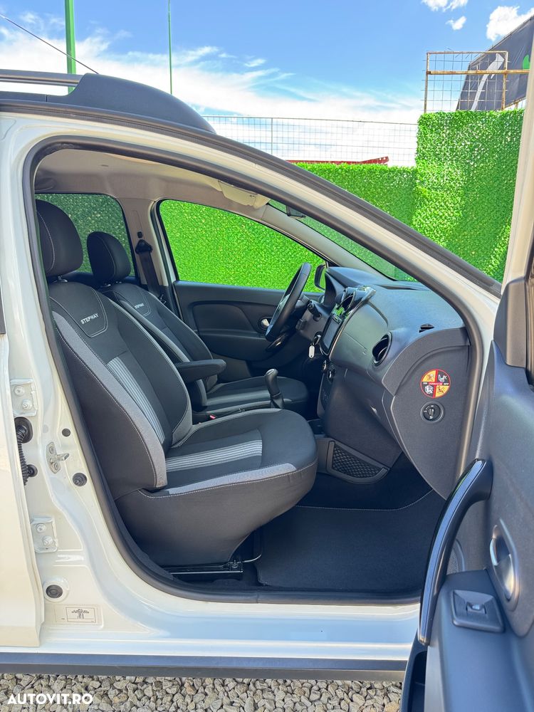 Dacia Sandero Stepway TCe 90 (S&S) Celebration - 12