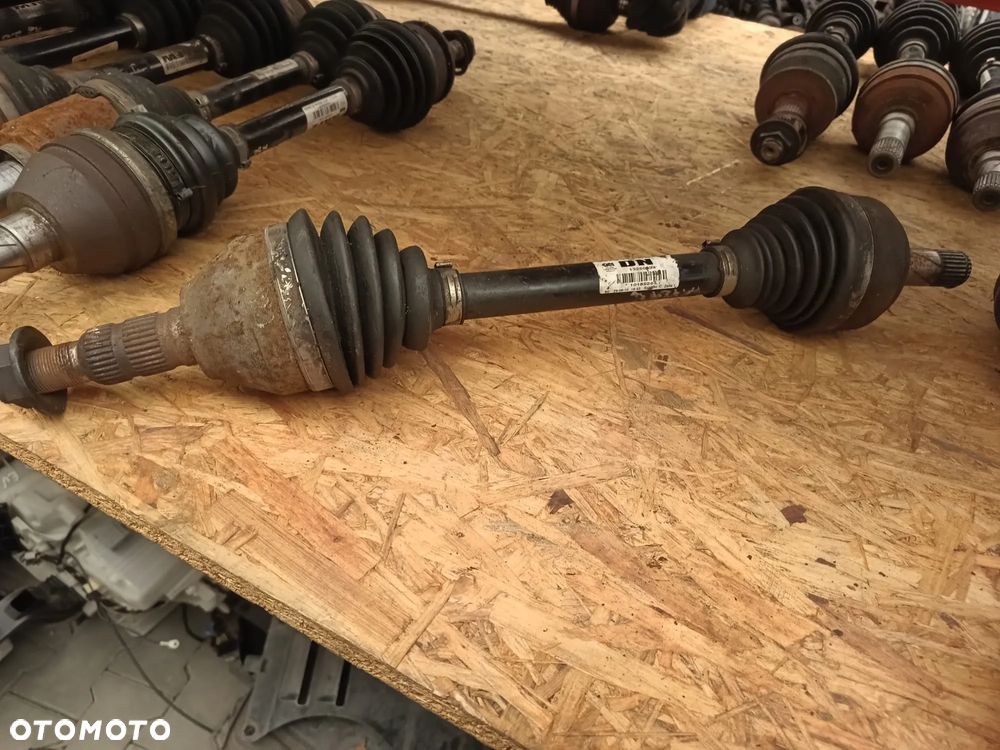 OPEL ASTRA J IV 1.7 CDTI  PÓŁOŚ LEWA KRÓTKA DN 13250834 - 1