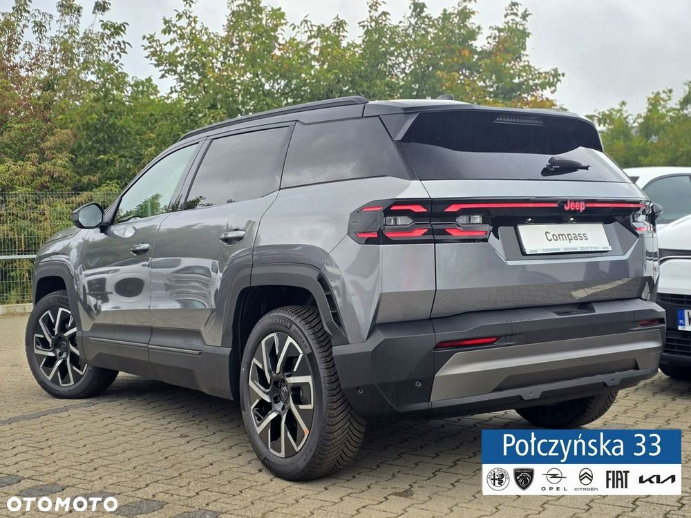 Jeep Compass - 4