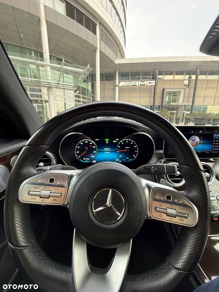 Mercedes-Benz Klasa C 200 4MATIC 9G-TRONIC - 9