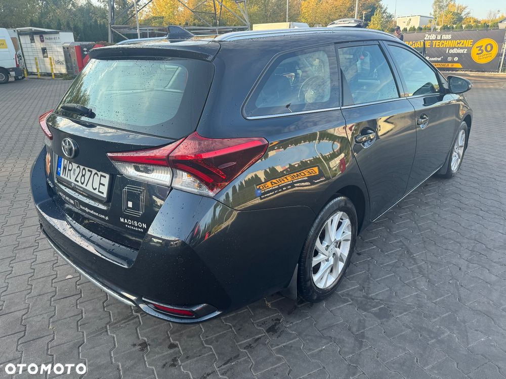 Toyota Auris - 3