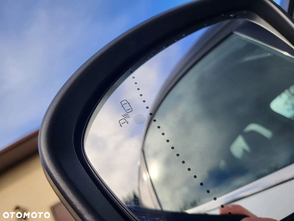 Renault Captur 1.6 E-TECH Plug-In Intens - 11