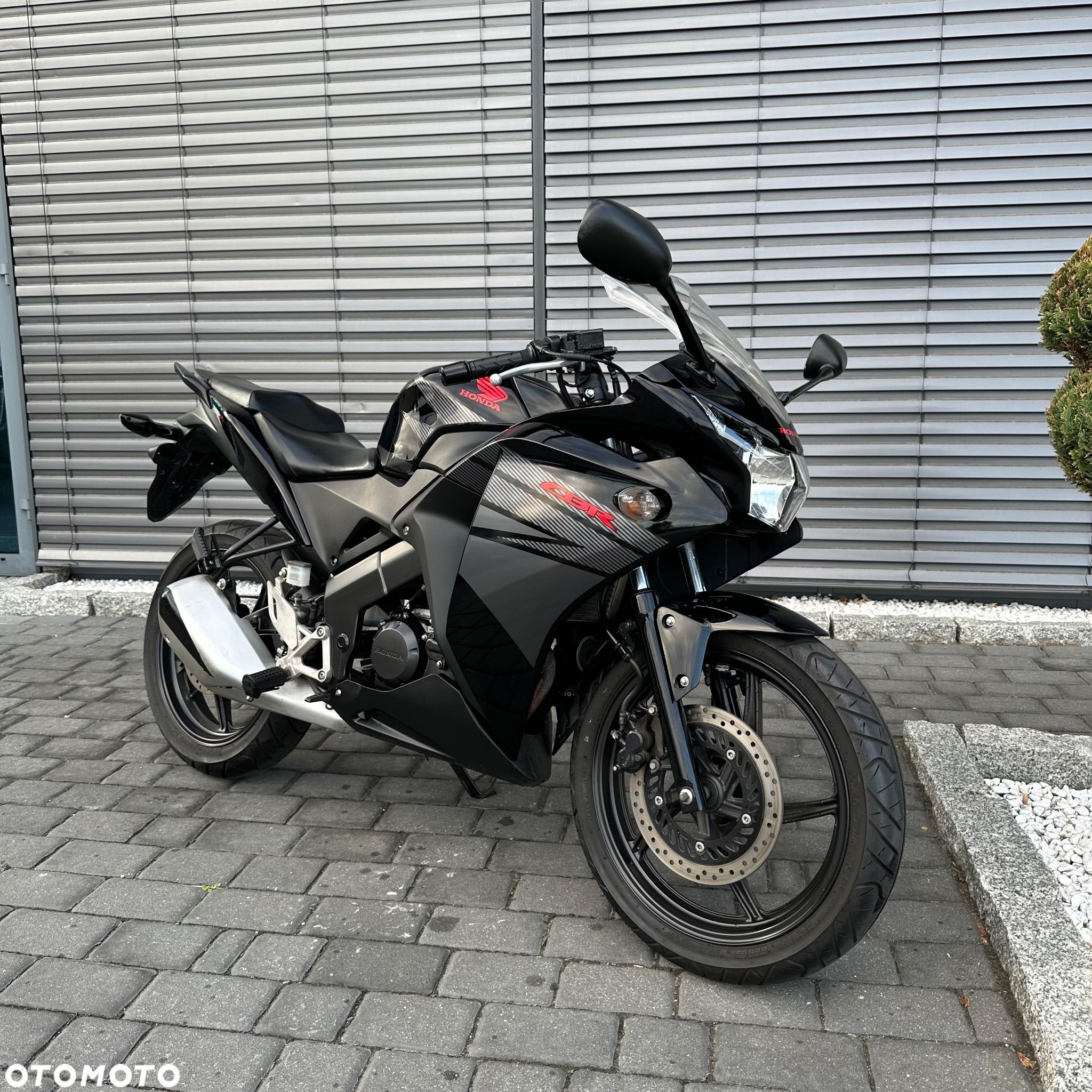 Honda CBR - 1