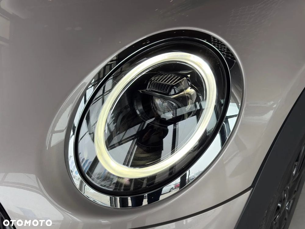 MINI Cooper Classic Trim - 11