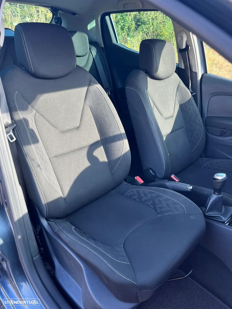 Renault Clio 0.9 TCe Limited - 9