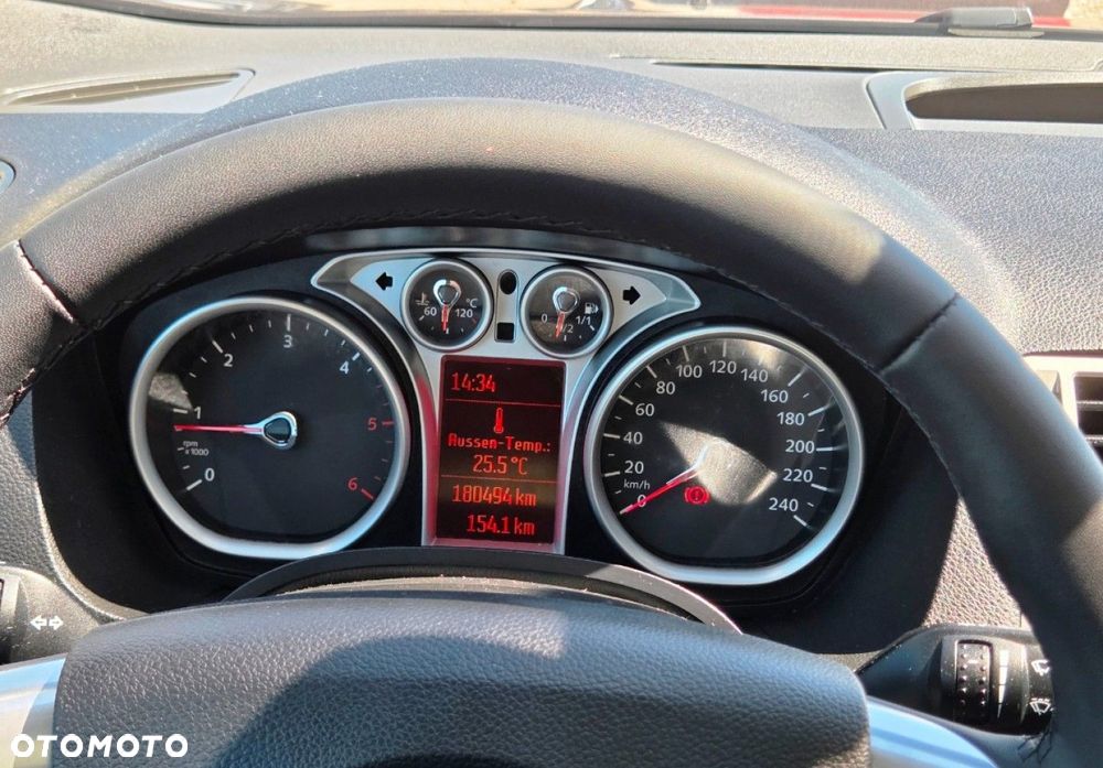 Ford Kuga - 9