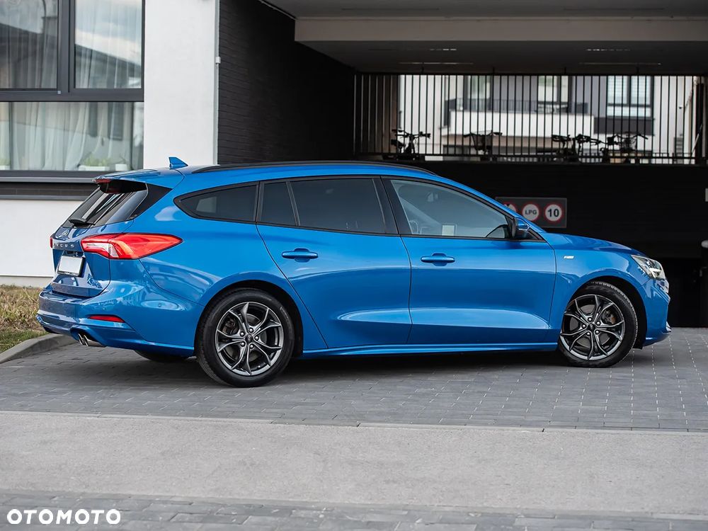 Ford Focus 1.5 EcoBlue Start-Stopp-System ST-LINE - 14