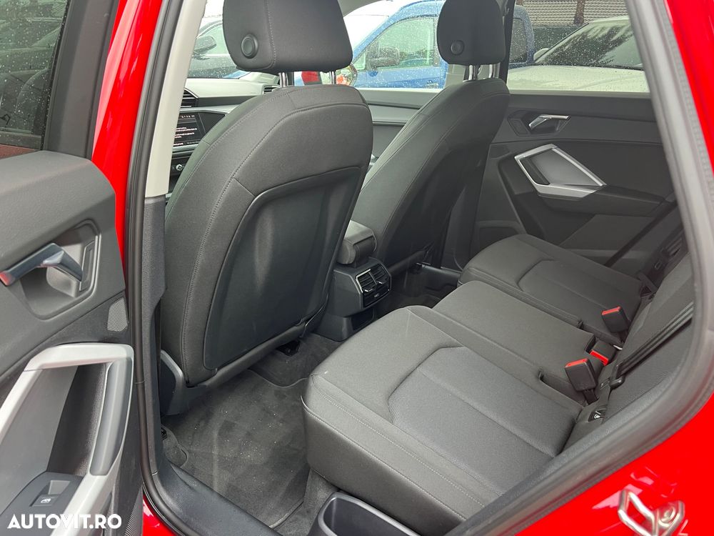Audi Q3 2.0 35 TDI S tronic S Line - 12