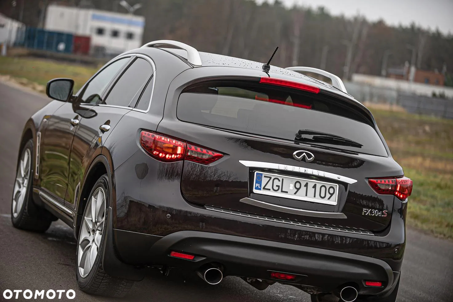 Infiniti FX FX30d S - 13