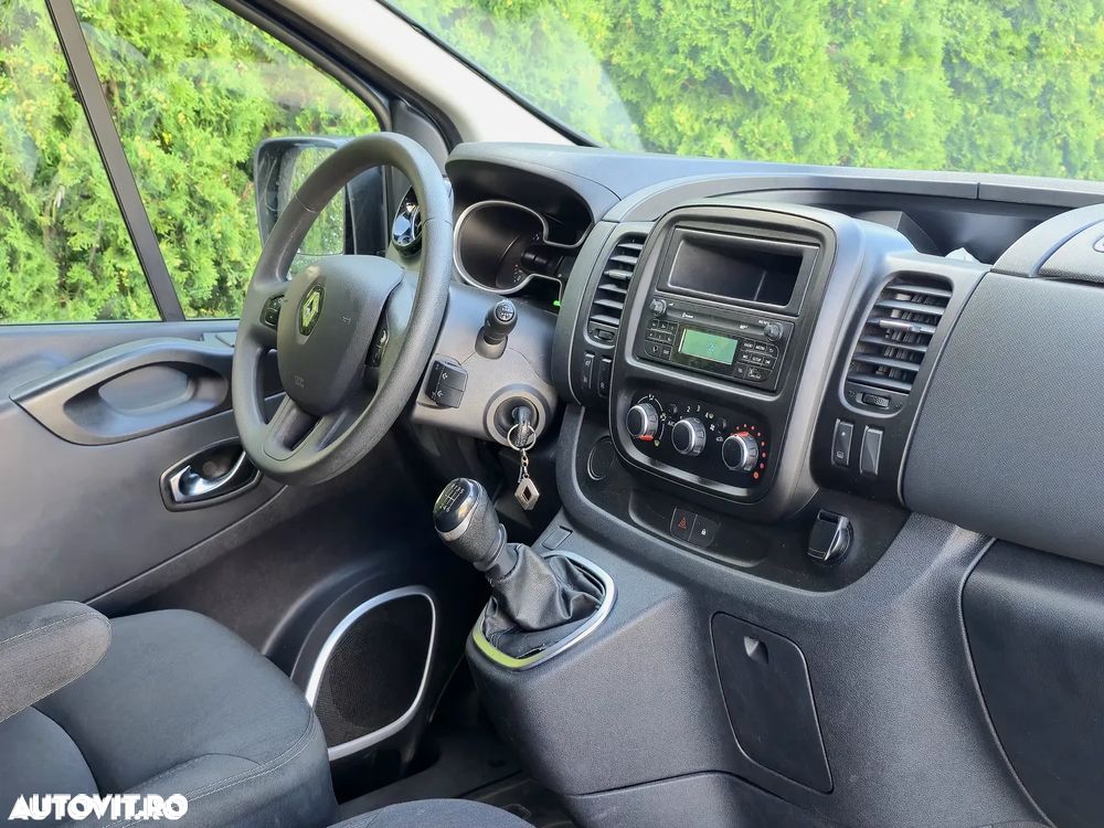 Renault Trafic 2.0 Blue dCi 145 Combi L2H1 7+1 locuri Expression - 14
