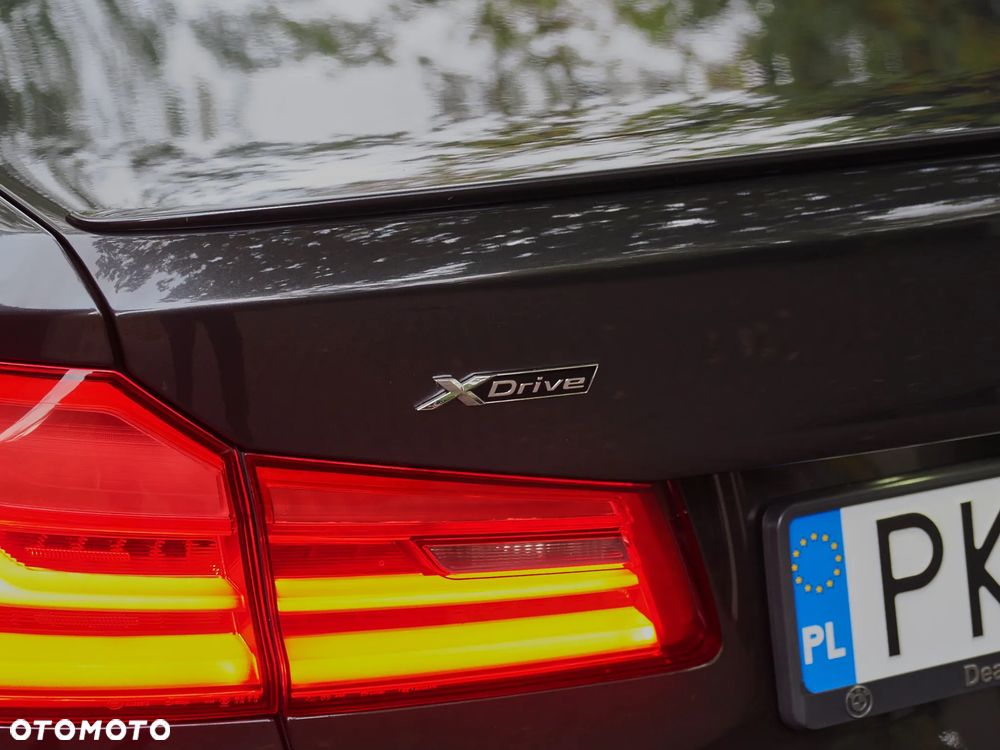 BMW Seria 5 540d xDrive M Sport sport - 15