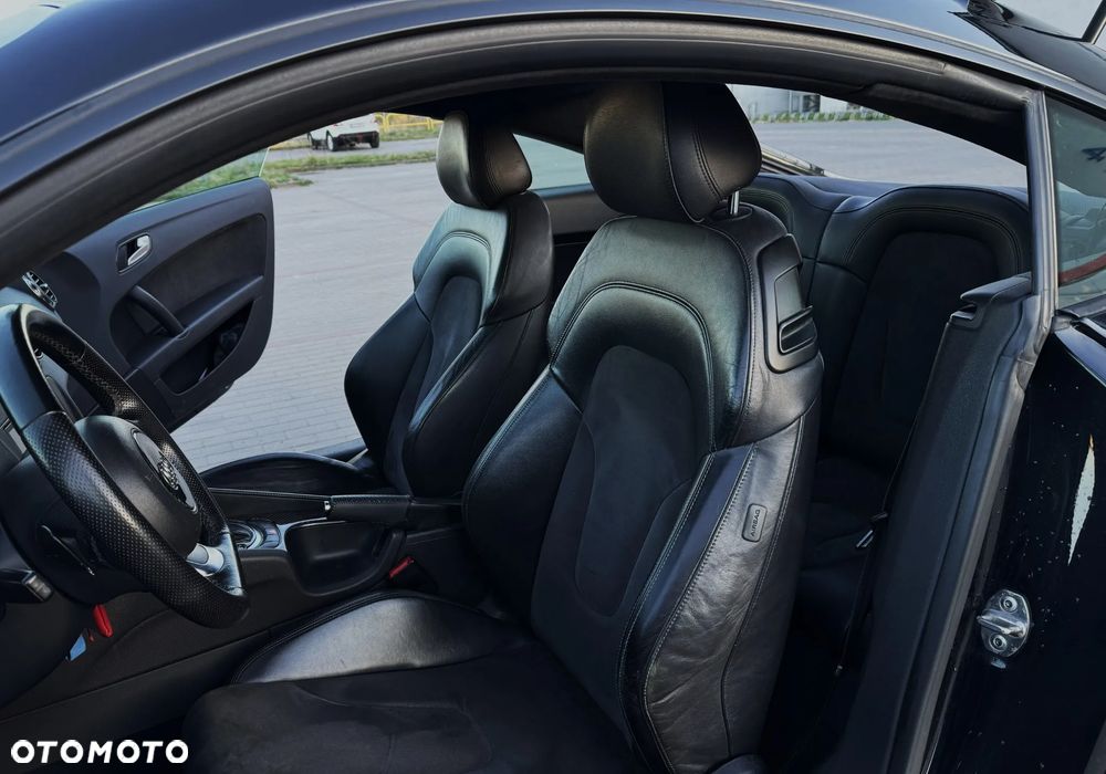Audi TT Coupé 3.2 FSI Quattro S tronic - 11