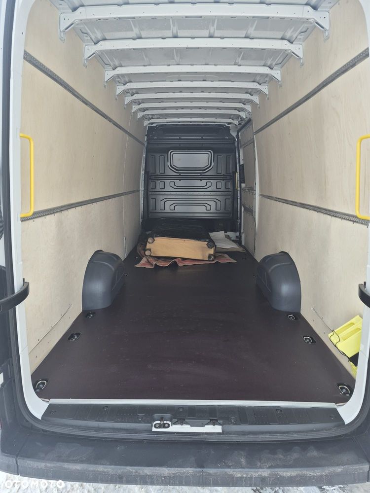 Volkswagen Crafter - 22