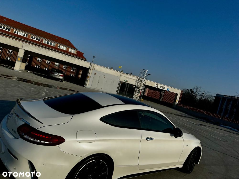 Mercedes-Benz Klasa C AMG 43 4Matic 9G-TRONIC - 10